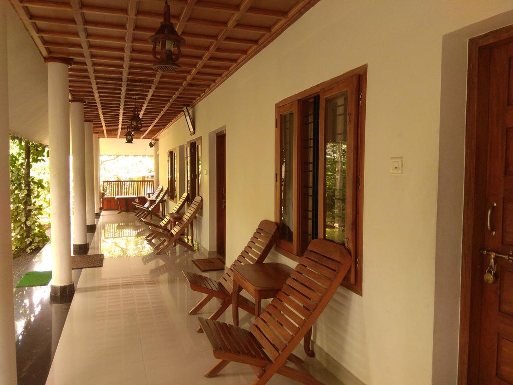 Green Court Cottage Thekkady Buitenkant foto