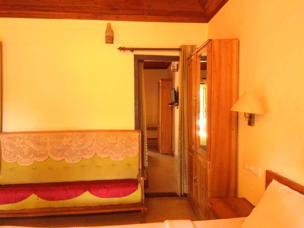 Green Court Cottage Thekkady Buitenkant foto