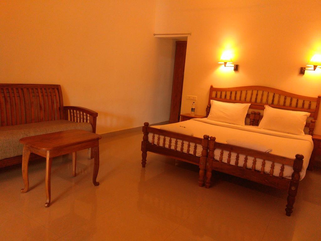 Green Court Cottage Thekkady Buitenkant foto