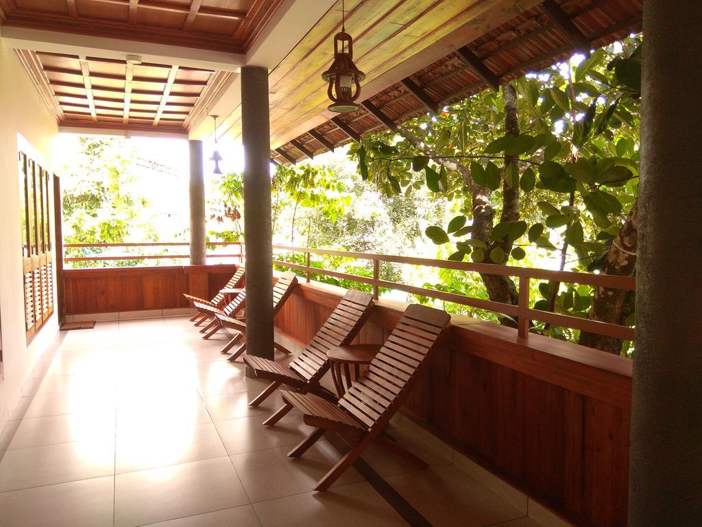 Green Court Cottage Thekkady Buitenkant foto