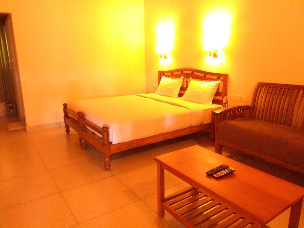 Green Court Cottage Thekkady Buitenkant foto